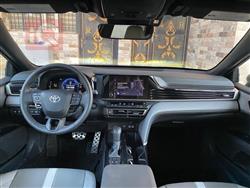 تۆیۆتا کامری